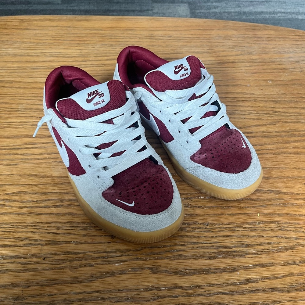Nike SB Burgundy and White Sneakers MENS size 6